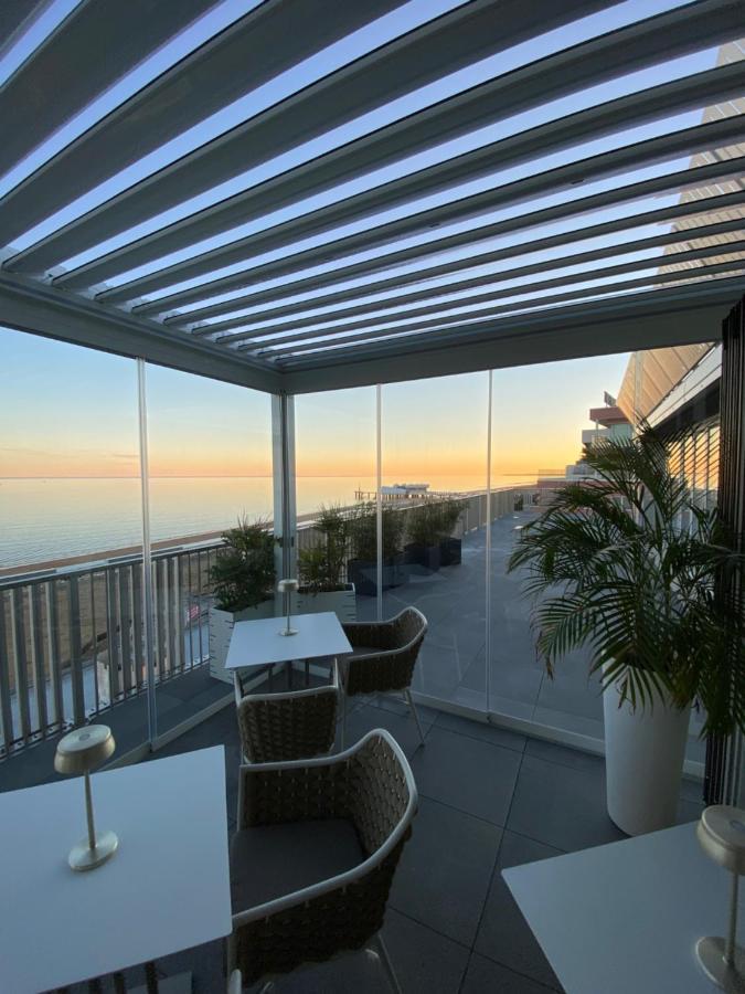 Diva Hotel Lignano - Adults Only Lignano Sabbiadoro Exteriör bild