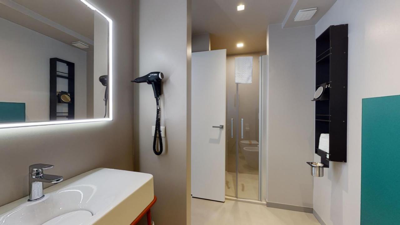 Diva Hotel Lignano - Adults Only Lignano Sabbiadoro Exteriör bild