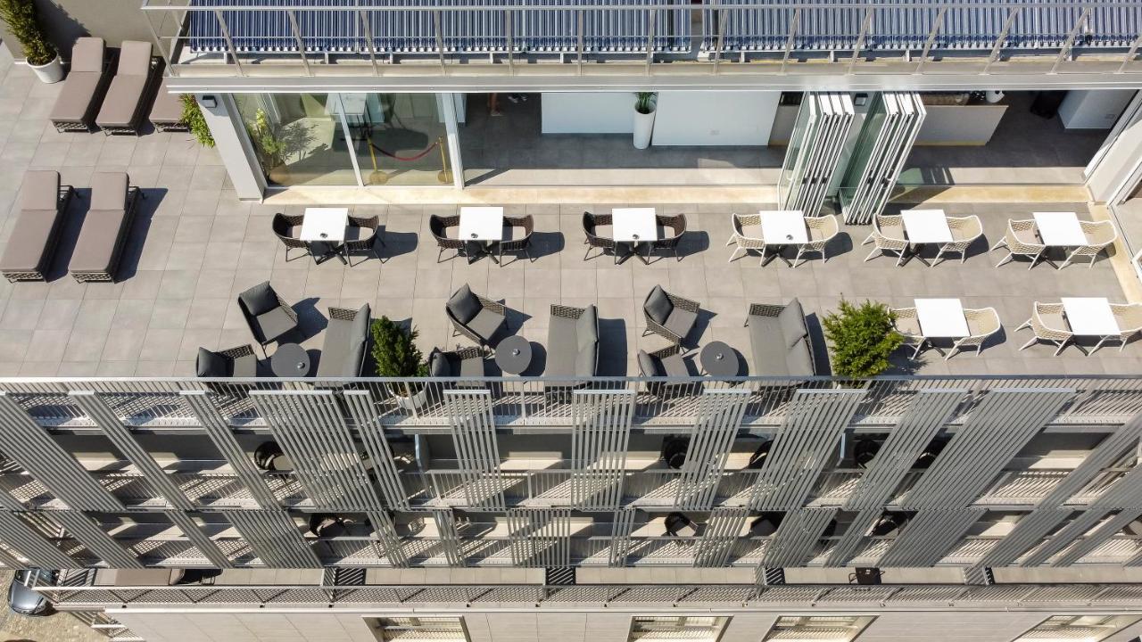 Diva Hotel Lignano - Adults Only Lignano Sabbiadoro Exteriör bild