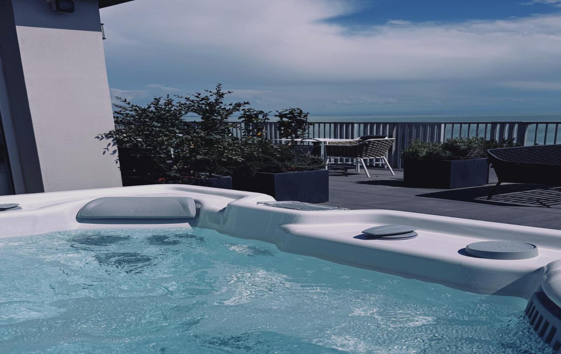 Diva Hotel Lignano - Adults Only Lignano Sabbiadoro Exteriör bild